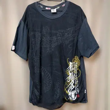 독타운 일본풍 패턴 용 자수 메쉬 티셔츠 블랙