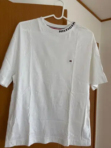 TOMMY HILFIGER 로고넥 T셔츠 화이트 S