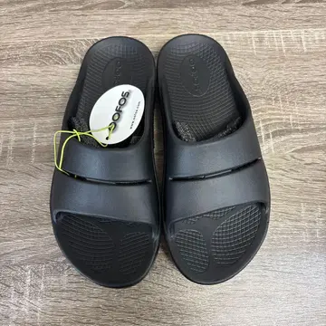 미사용 새상품 OOFOS 23cm 블랙 여성용 리커버리 샌들 OOAHH
