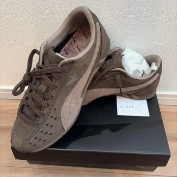 PUMA 스니커즈