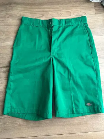 Dickies 루즈핏 숏팬츠 그린 34