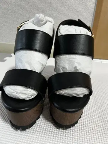 통굽 우드풍 웨지솔 샌들 블랙