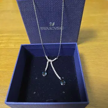 SWAROVSKI 스와로브스키 목걸이