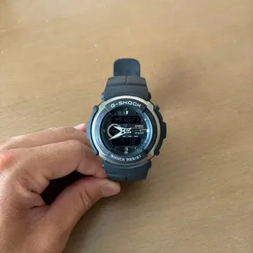 G-SHOCK 손목시계 작동 확인 완료