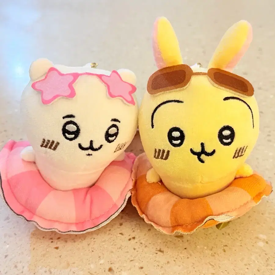 먼작귀 치이카와 우사기 여름 바캉스 튜브 키링