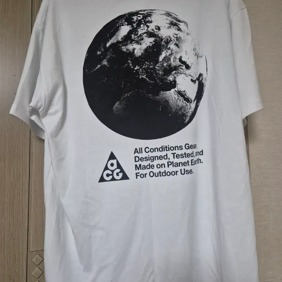 나이키 ACG 반팔티 M