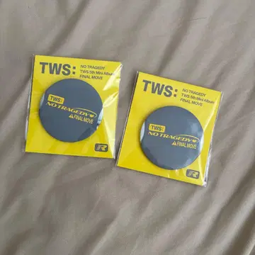 TWS 5th Mini Album 핀 배지 2종 세트 (영재, 도훈)