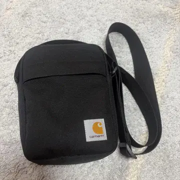 Carhartt 숄더백 블랙
