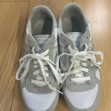 Saucony SHADOW 스니커즈 라이트 그레이 화이트 23.5