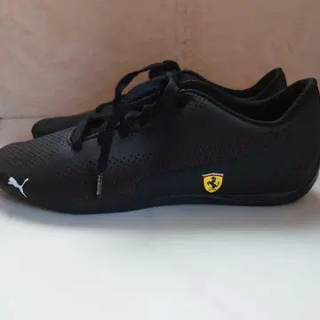 PUMA 페라리 콜라보 스니커즈 블랙 26cm