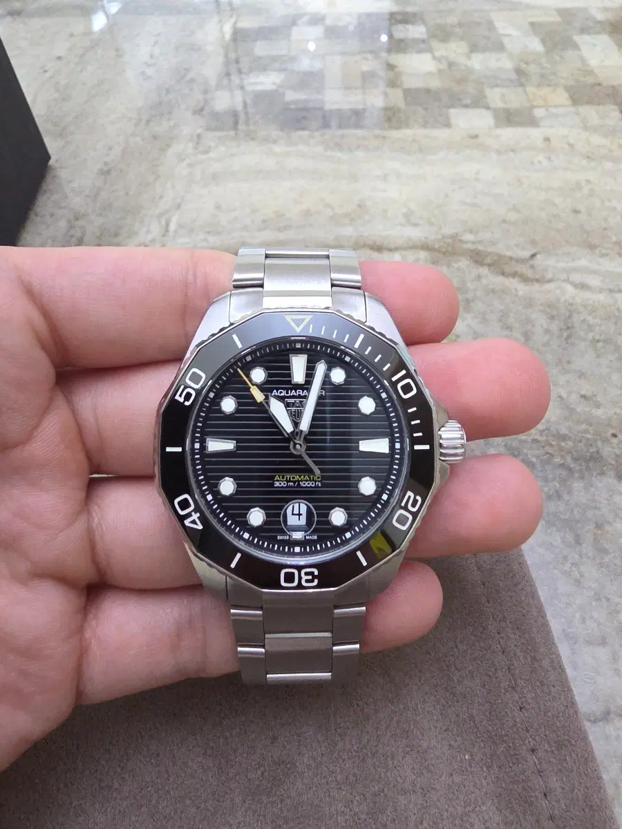 태그호이어 신형 아쿠아레이서 오토매틱 43mm
