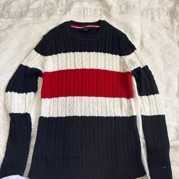 TOMMY HILFIGER 케이블 니트 스웨터