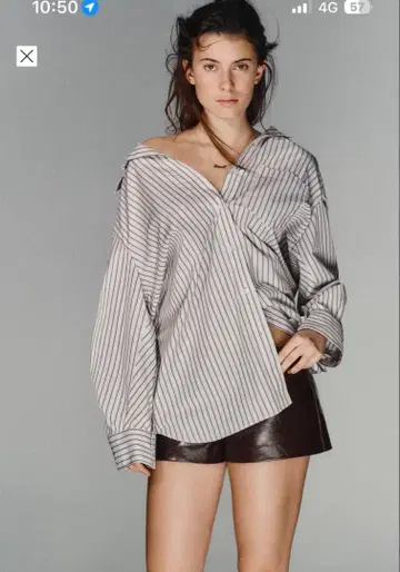 ZARA 스트라이프 패턴 배트 윙 슬리브 오버사이즈 셔츠