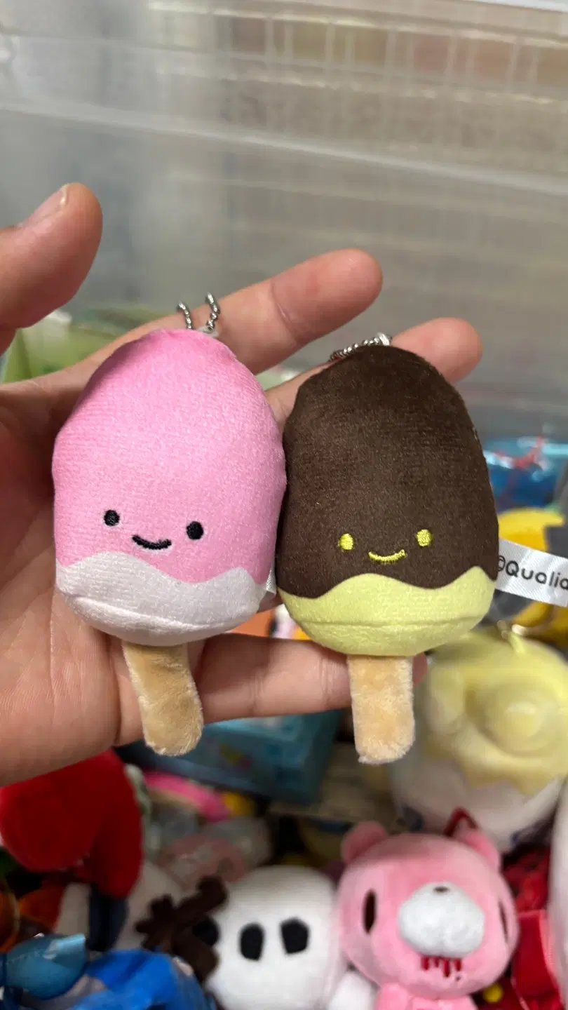 아이스크림 인형 가챠 2종일괄