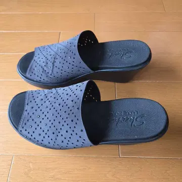SKECHERS Luxe Foam 웨지솔 샌들 블랙