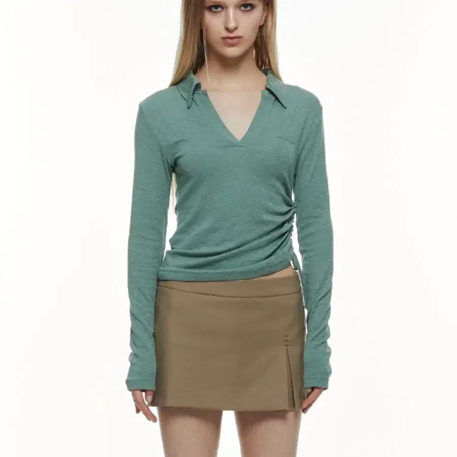 쓰리투에이티 COLLAR TOP (GREEN)