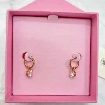 SWAROVSKI Stilla 드롭 귀걸이 핑크 골드 스와로브스키