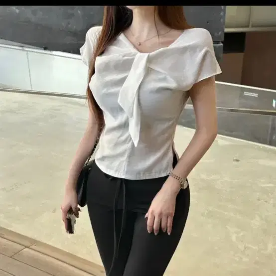 수앤핏 블라우스