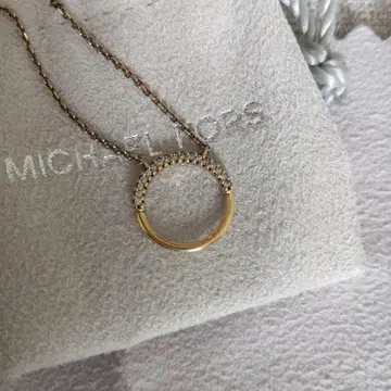 MICHAEL KORS 서클 목걸이 골드 컬러