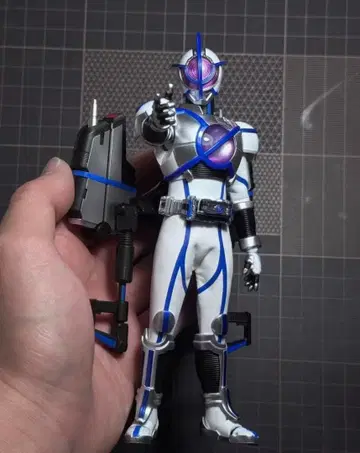 S.H.Figuarts (진골조제법) 가면라이더 사이가 커스텀 수트