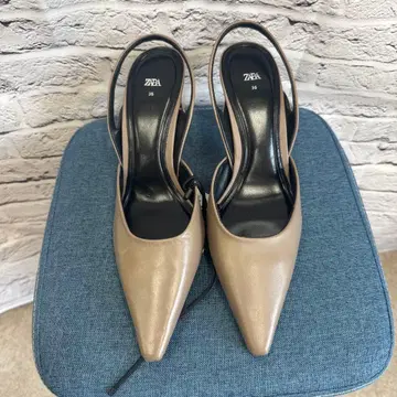 ZARA 스틸레토 펌프스 베이지 36 23.5cm (A-5)