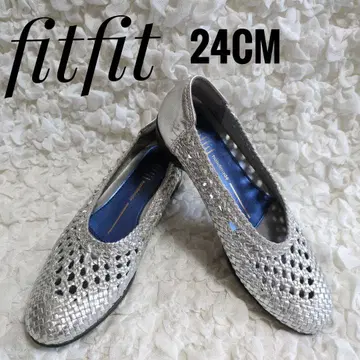 새상품급 fitfit 손뜨개질 가죽 메쉬 발레 펌프스 24cm 실버