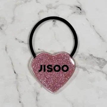 BLACKPINK 지수 머리끈