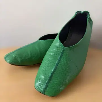 ZUCCA 발레 슈즈