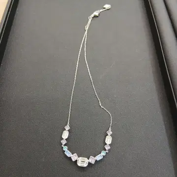 Swarovski 멀티 컬러 크리스탈 목걸이