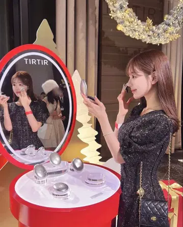 QUNG Luxury Line 스팽글 트위드 원피스 블랙 완판템