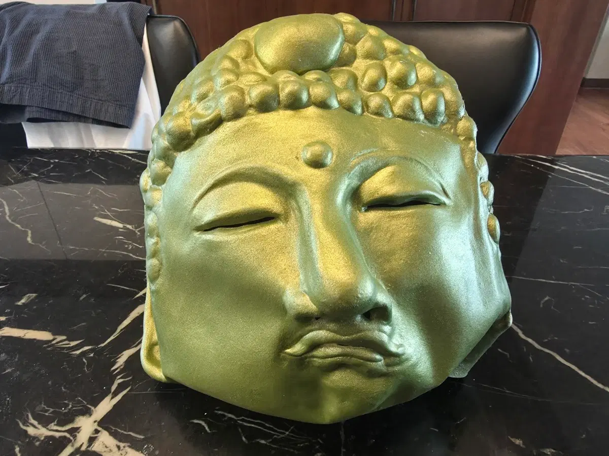 일본에서 구매한 부처님 가면(*중고) 판매합니다.