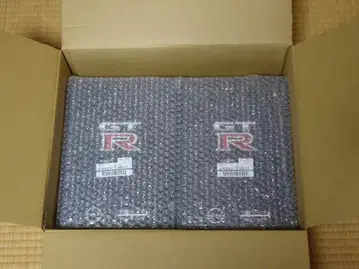 2세트 미개봉 새상품 닛산 GT-R BE@RBRICK 100% & 400%