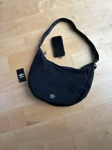 UMBRO 숄더백 발수 원단