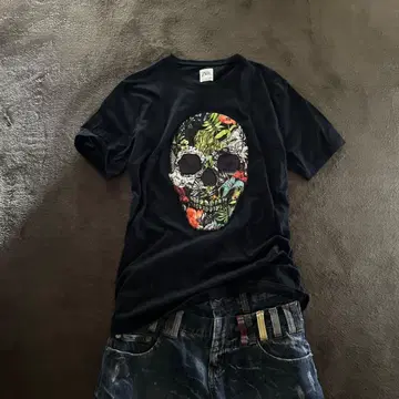 y2k archive tee botanical skull street