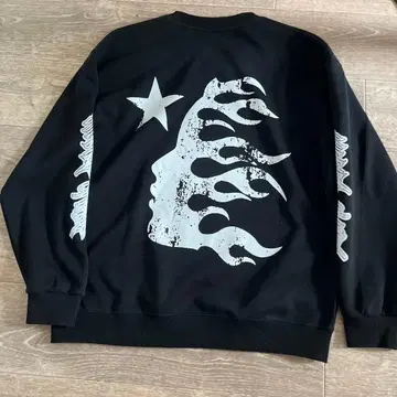 HELLSTAR 트레이닝복