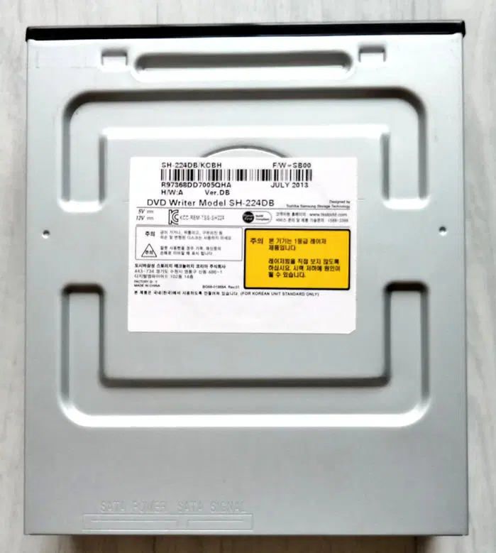 Toshiba(삼성,SH-224DB)DVD-RW ODD