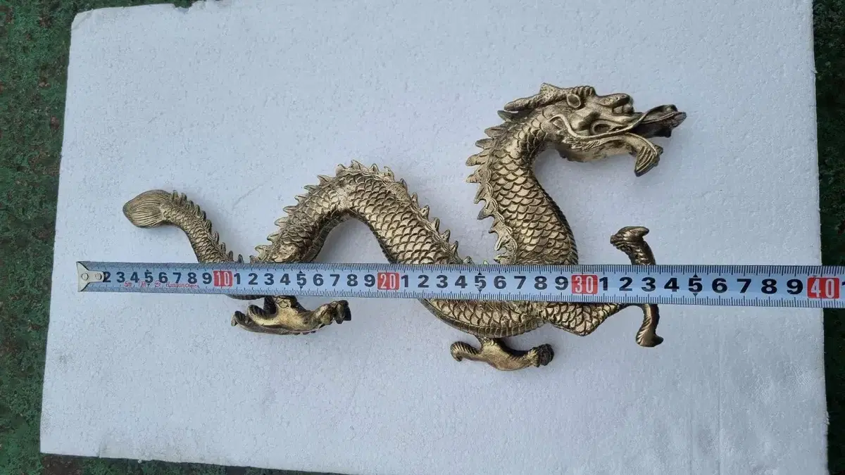 황동 용 브론즈