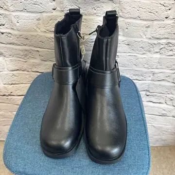 ZARA 블랙 하네스 부츠 35 23.0cm(A-13)