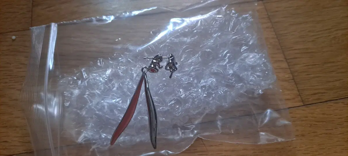 토끼 귀걸이 팝니다~!