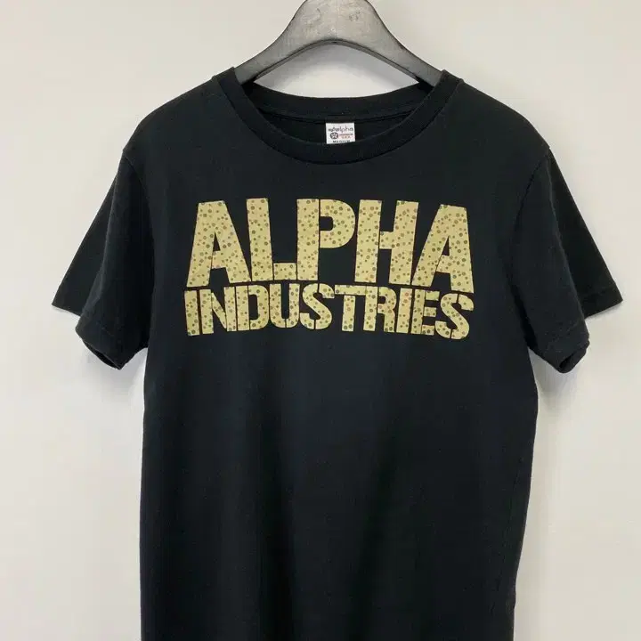 빈티지 ALPHA INDUSTRIES 티셔츠