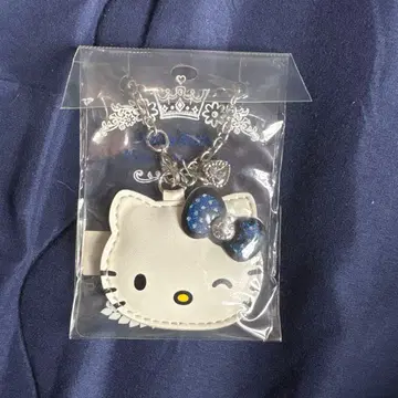 헬로키티 Hello Kitty 45주년 기념 키링 스트랩