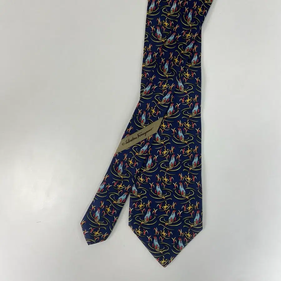 페레가모(Ferragamo) 명품 정품 넥타이