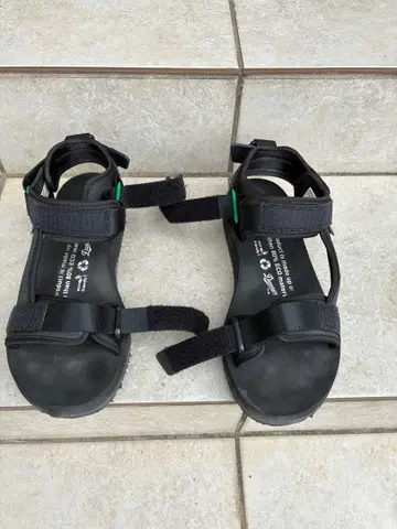 Danner 샌들 블랙