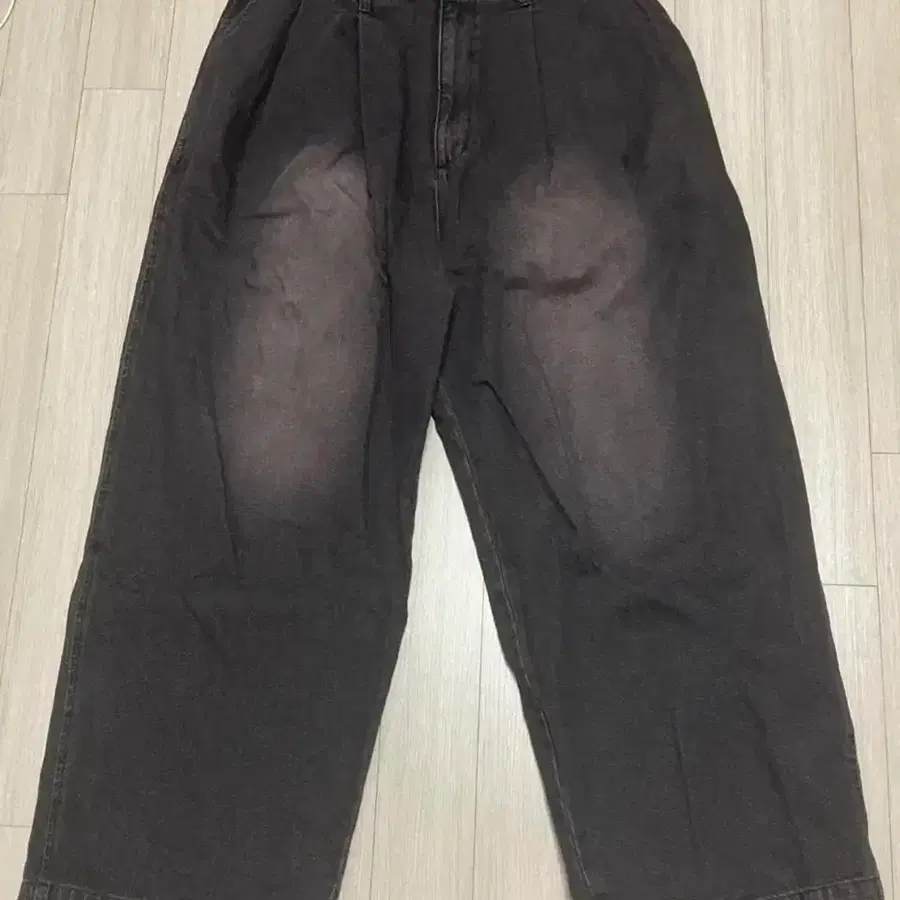 [M]프릭스스토어 x redkap 레드캡 투턱 배기 와이드 데님 블랙