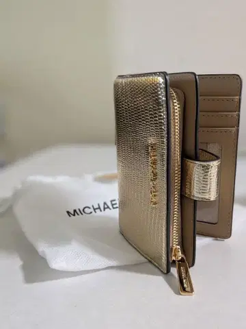 MICHAEL KORS 3단 폴더형 지갑 골드