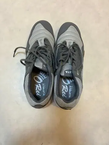 ATHLETA 풋살화 26.5cm