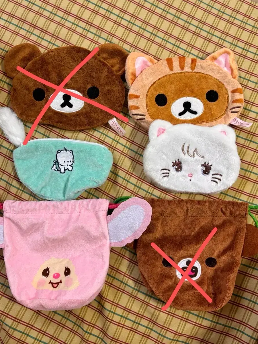 산리오 리락쿠마 몬치치 파우치