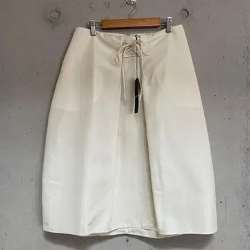 새상품 JIL SANDER 질 샌더 스커트 아이보리 M 사이즈 화이트