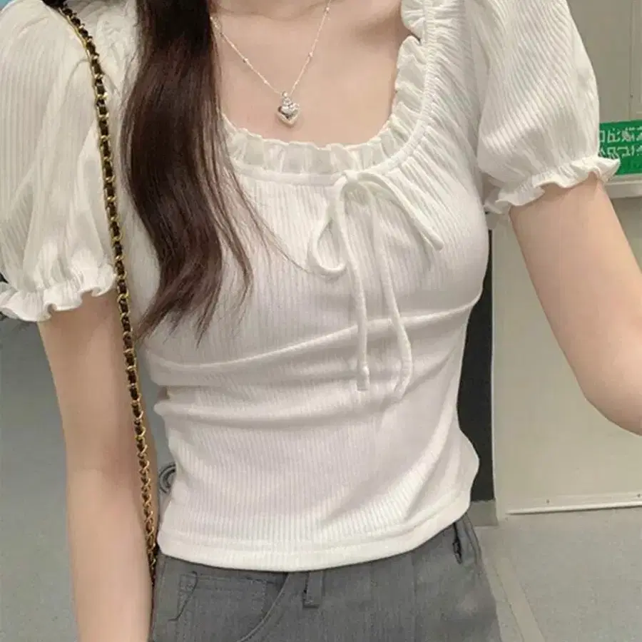 리본 레이스 블라우스 반팔 티