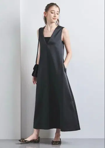 유나이티드 애로우즈 새틴 원피스